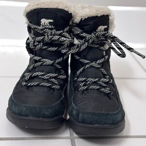 Sorel Black Boots with White Faux Fur